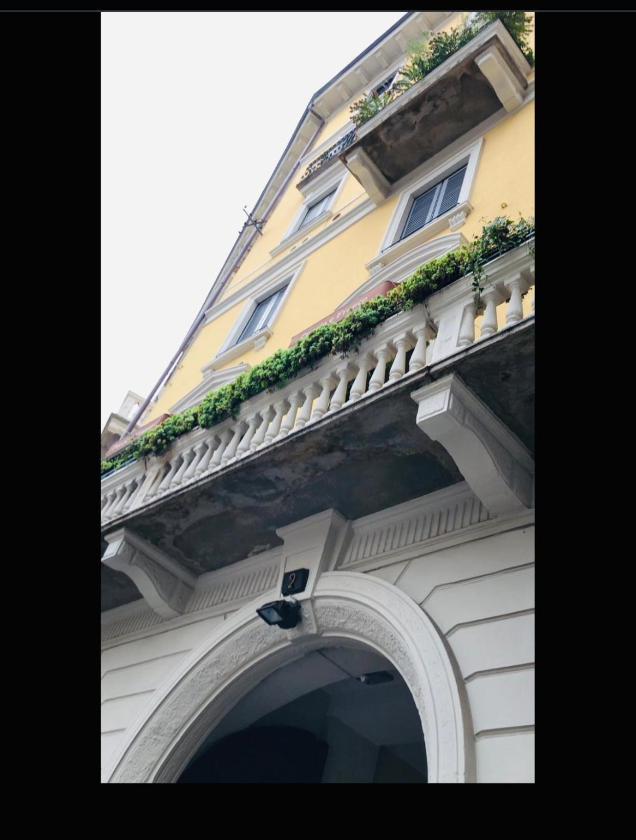 Porta Venezia - San Babila Milano Apartment Luaran gambar